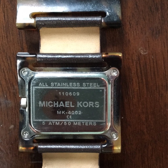 Michael Kors tort watch - Picture 3 of 7